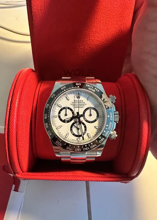Customer photo review of Rolex Daytona Rainbow GOLD