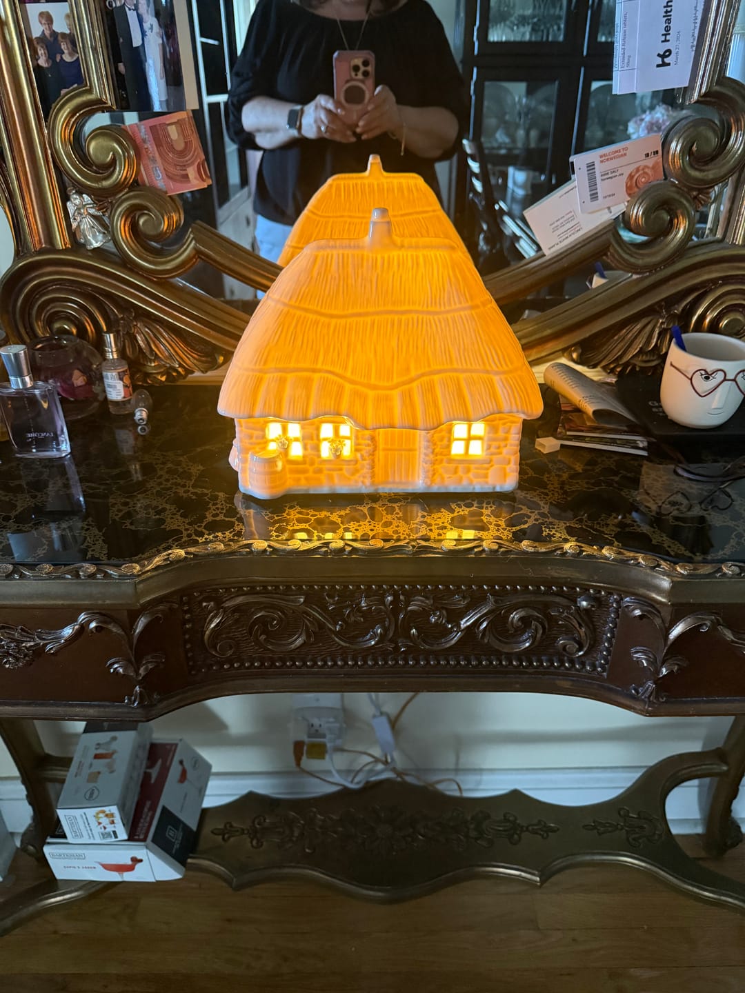 Customer photo review of Belleek Classic Thatched Cottage Luminaire (US Fitting)