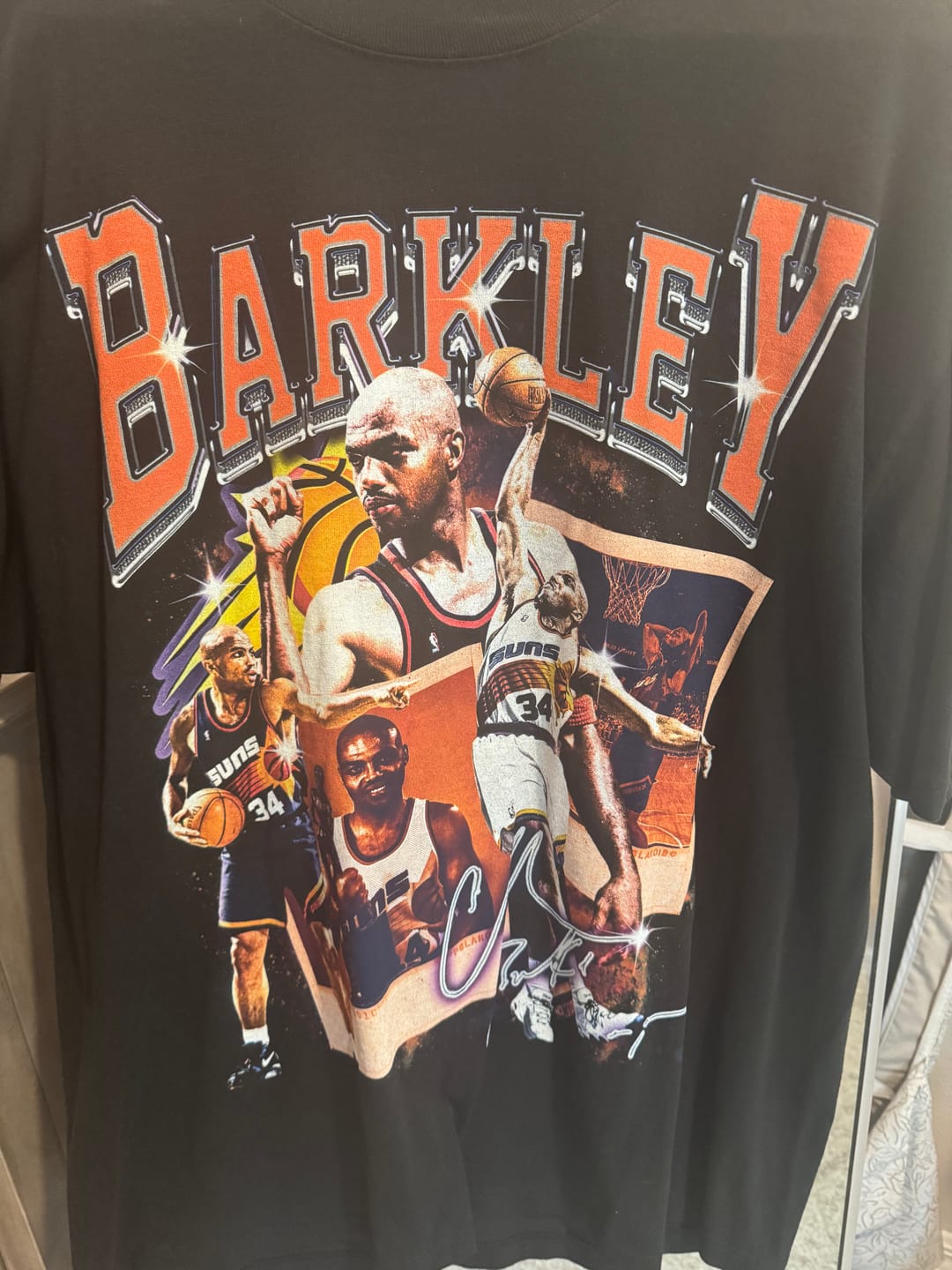 Customer photo review of "Barkley" T-Shirt