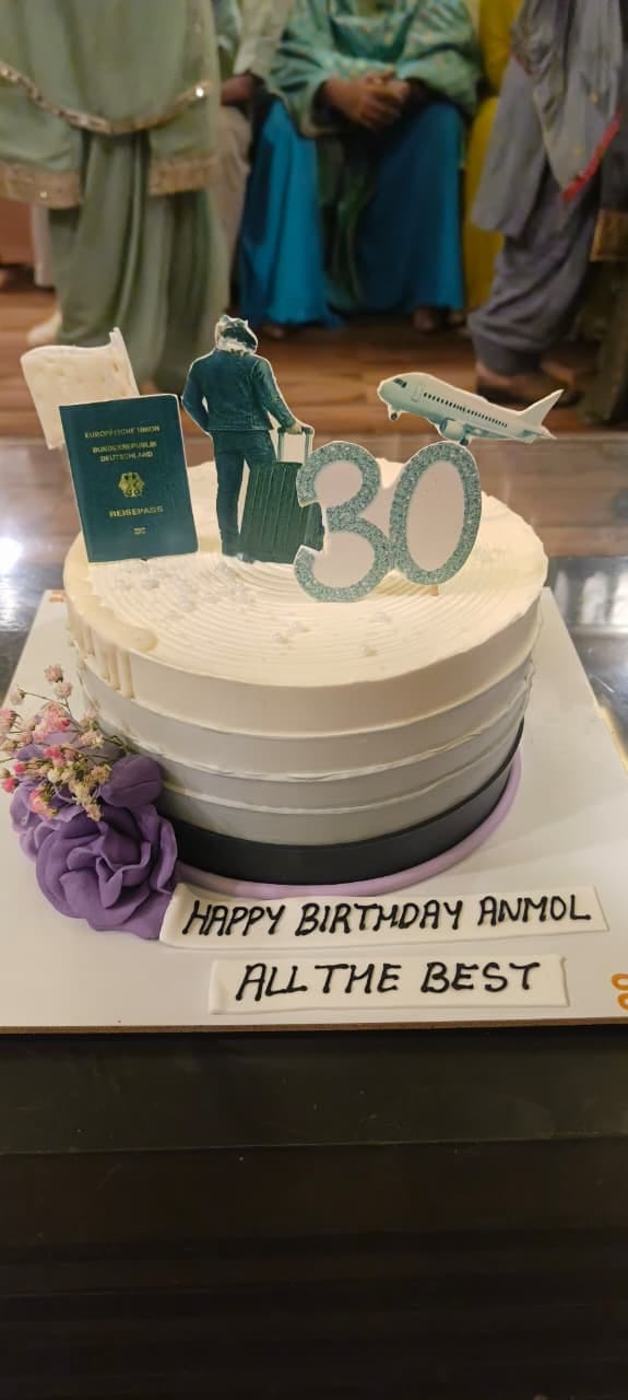 Customer photo review of Floral Ombre Cake