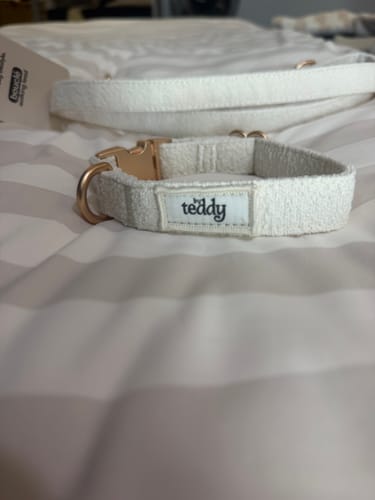 Customer photo review of Marshmallow┃Bouclé Collar
