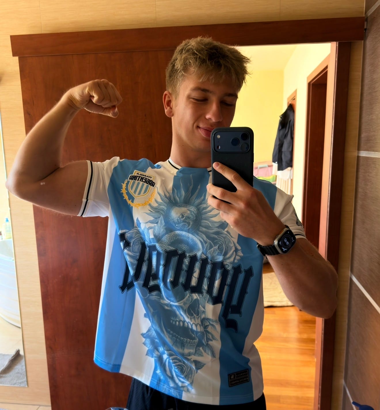 Customer photo review of 4215 - International Football Jerseys