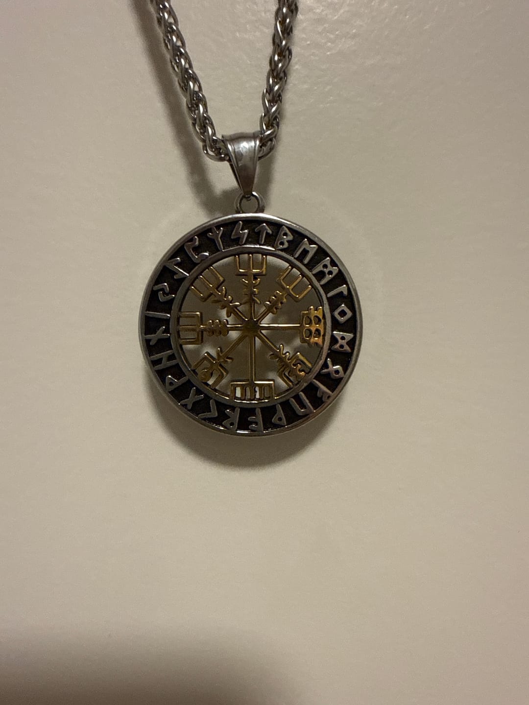 Customer photo review of Vegvísir Necklace