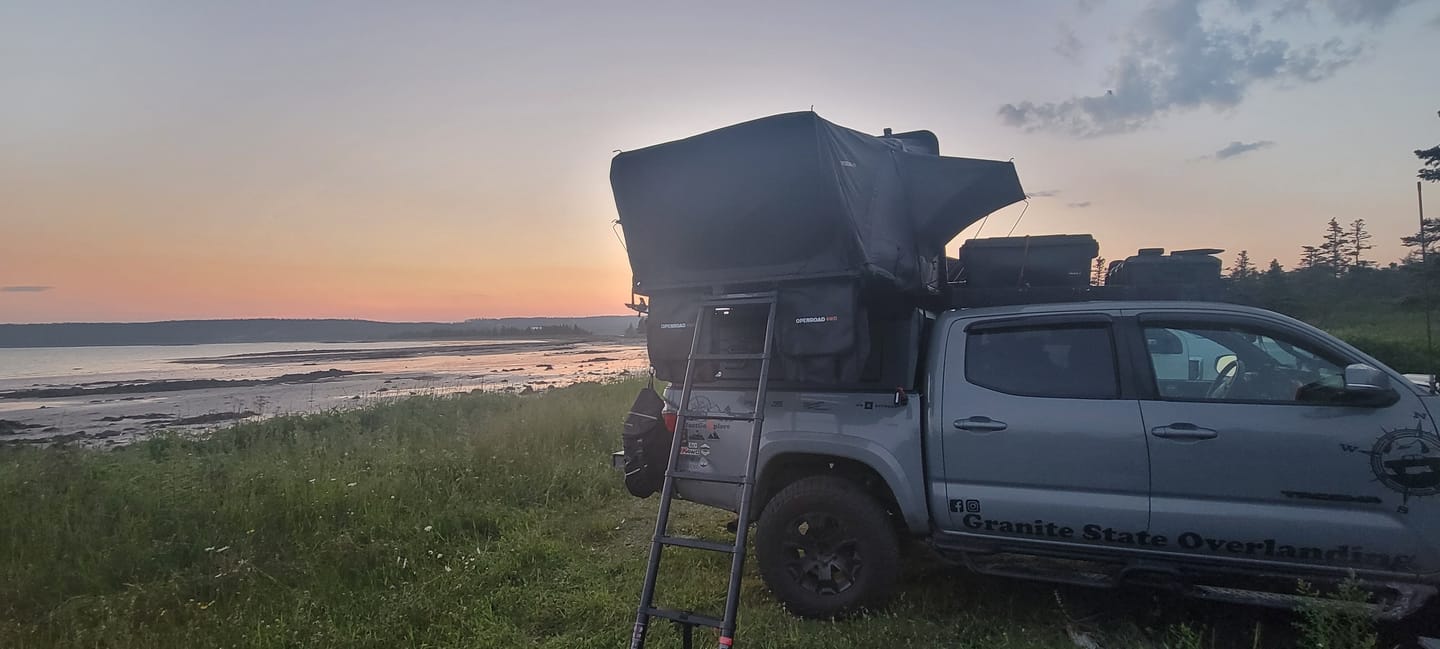 Customer photo review of OPENROAD FlowRoof Side-Open Hard Shell Rooftop Tent