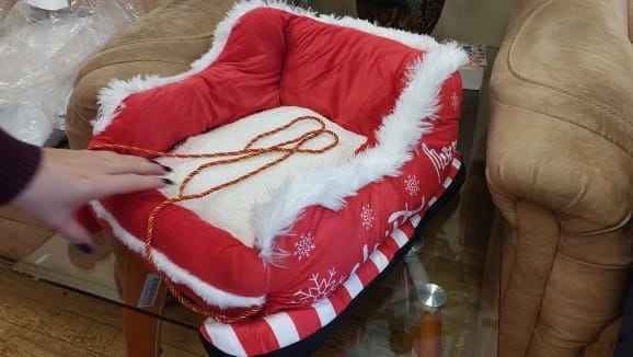 Customer photo review of Christmas Sleigh Pet Bed