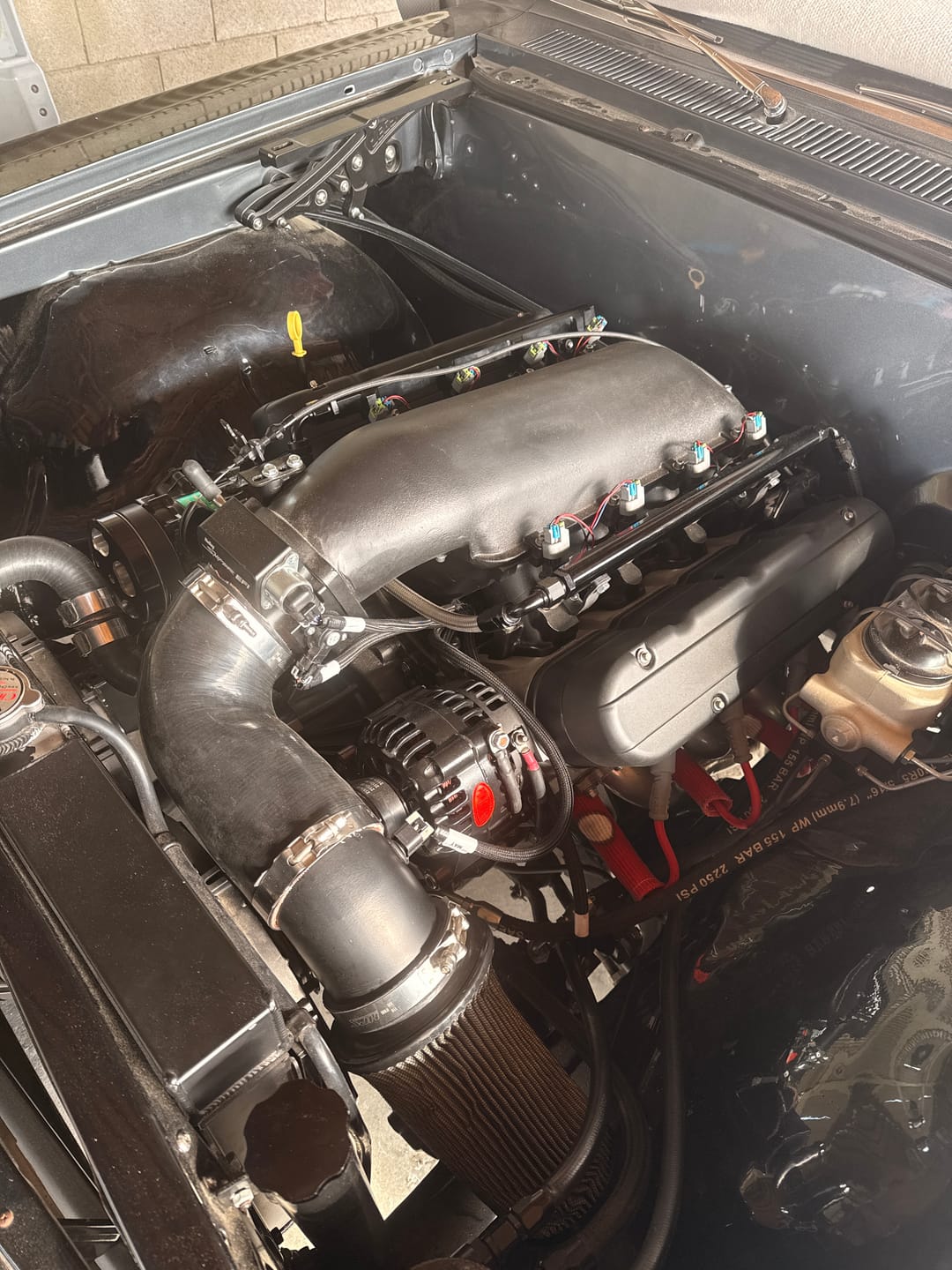 Customer photo review of Motion Raceworks Billet Valve Cover Breathers Black Anodized (Pair)
