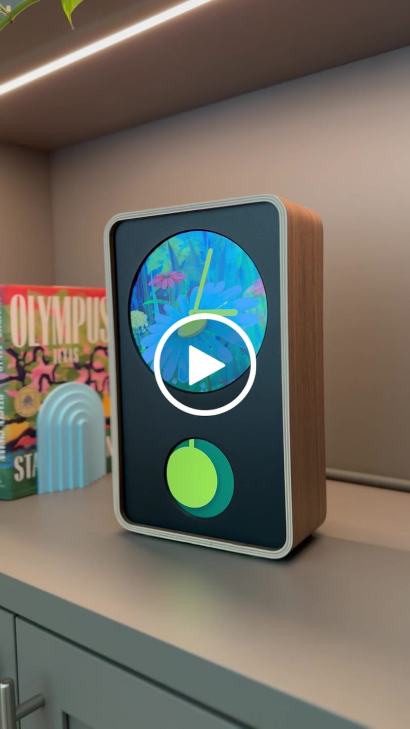Customer video review of Klydoclock
