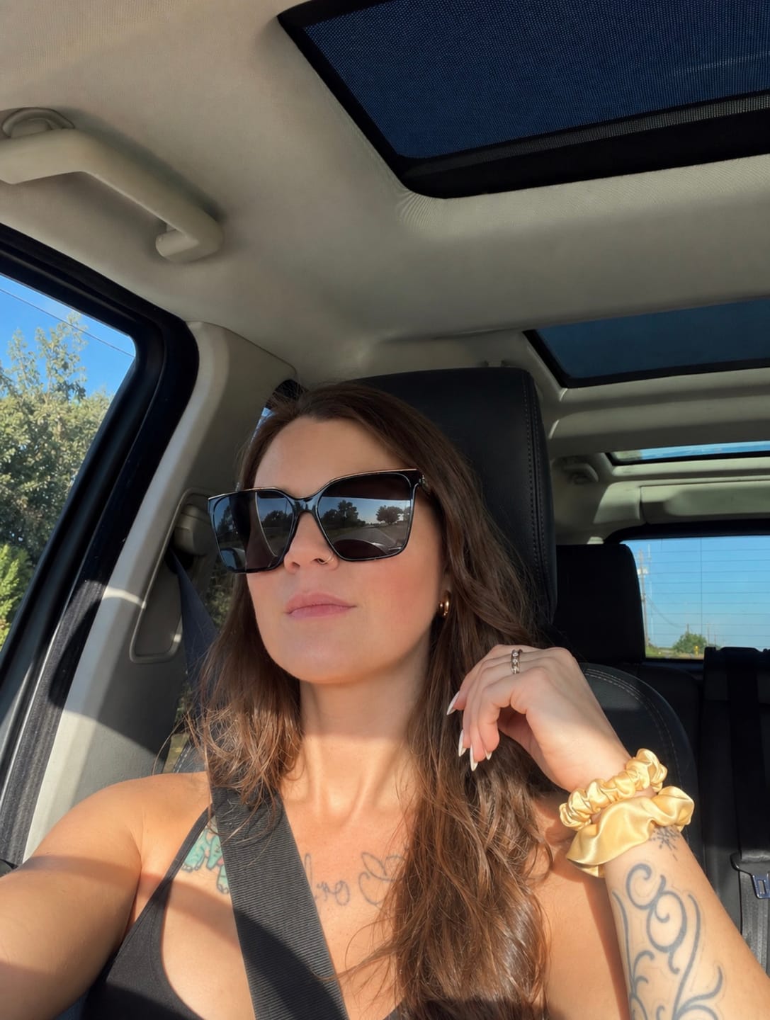Customer photo review of Silk Scrunchies Hair Tie Set