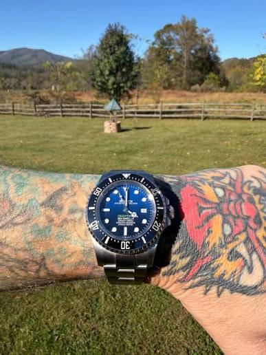 Customer photo review of Rolex Daytona Rainbow GOLD