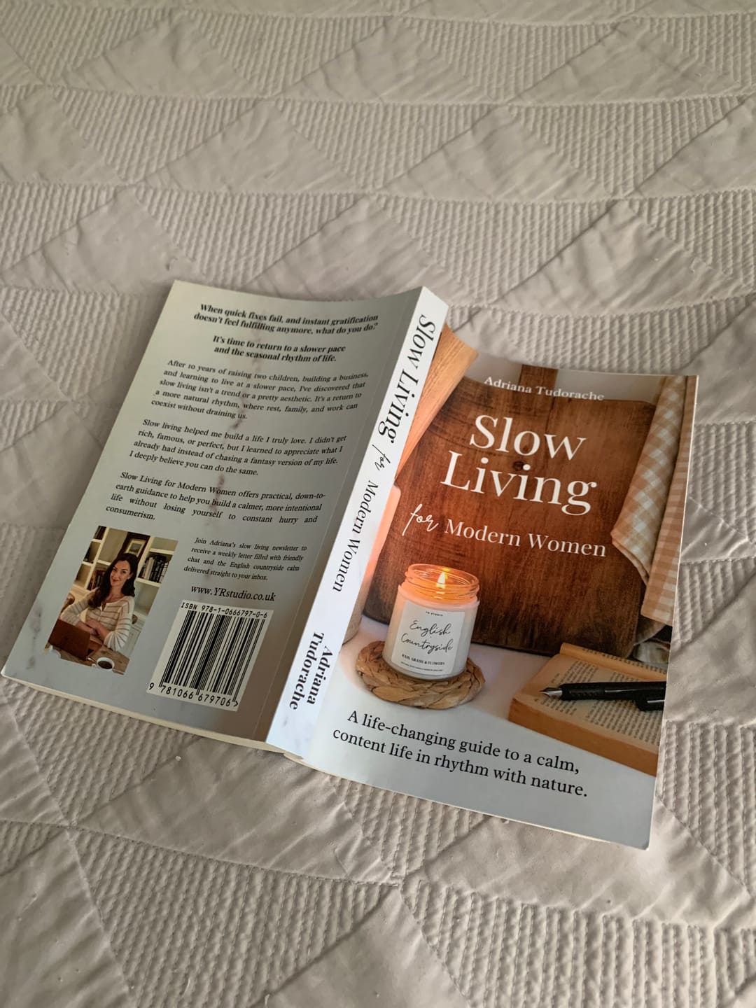 Customer photo review of "Slow Living for Modern Women" - Adriana Tudorache