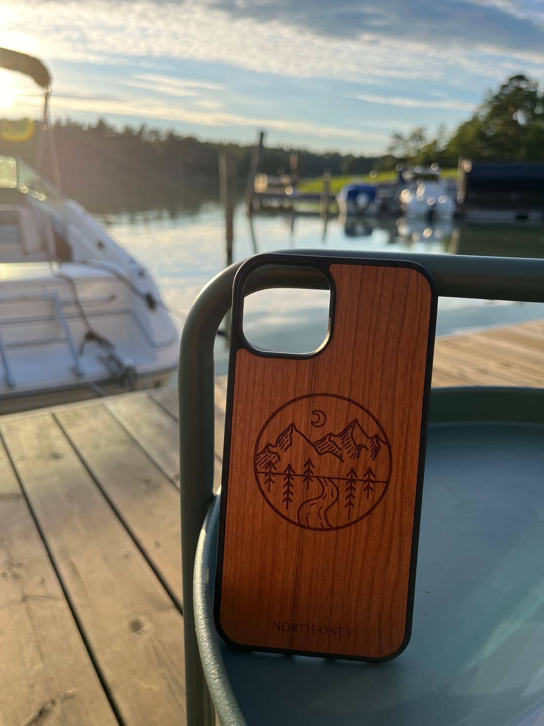 Customer photo review of Mountain Valley | Körsbär