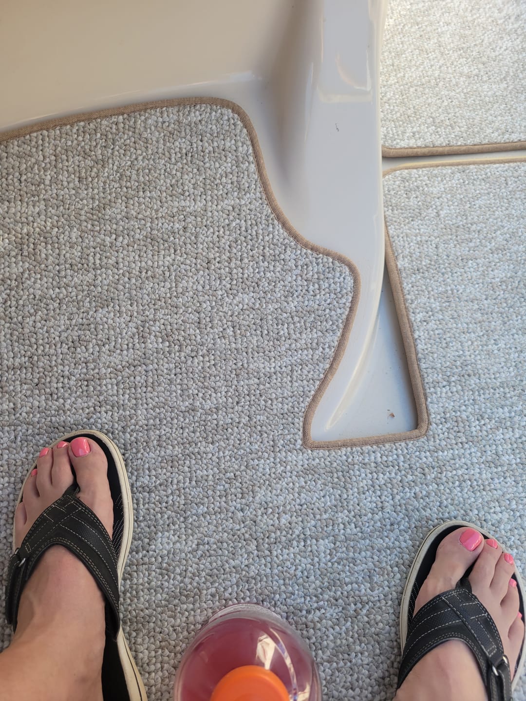 Customer photo review of 2004-2005 Glastron MX-GX 185 Snap in Boat Carpet