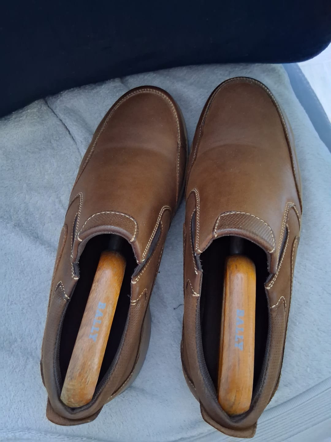 Customer photo review of Brown Jasper Slip-On Trainers