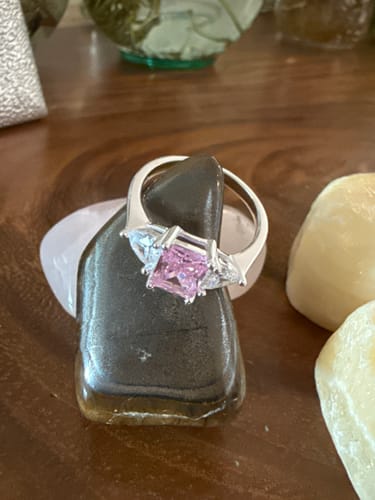 Customer photo review of Anillo Cuadro Rosa Plata Ley 925