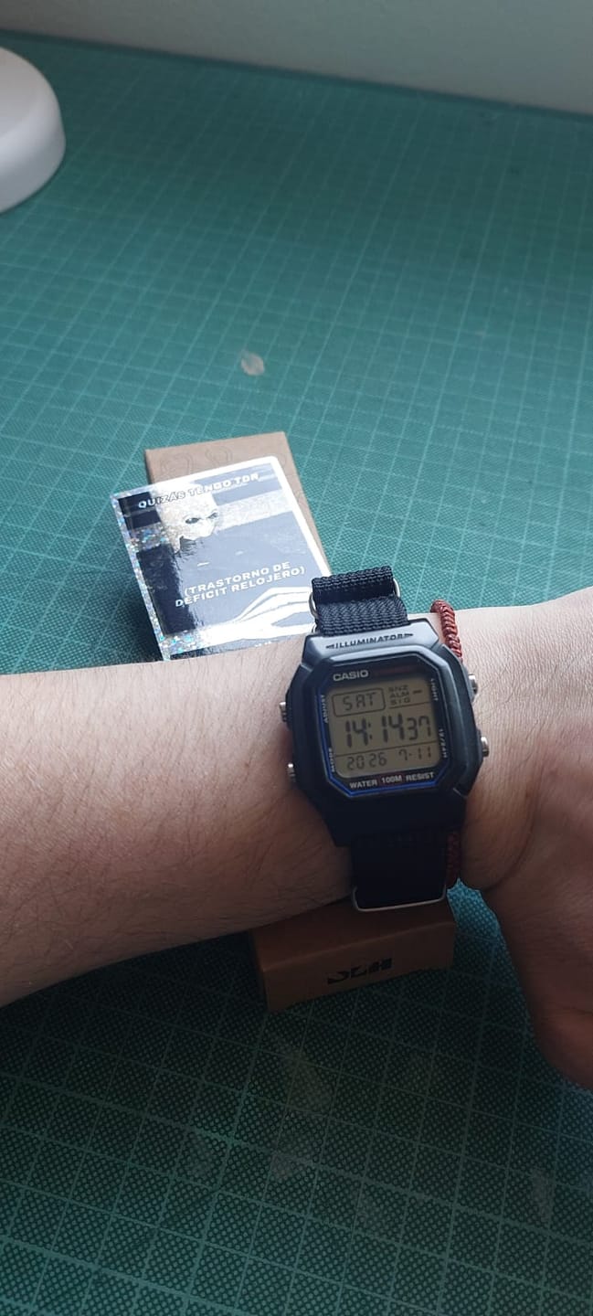 Customer photo review of Correa Nato Dando La Hora Negro