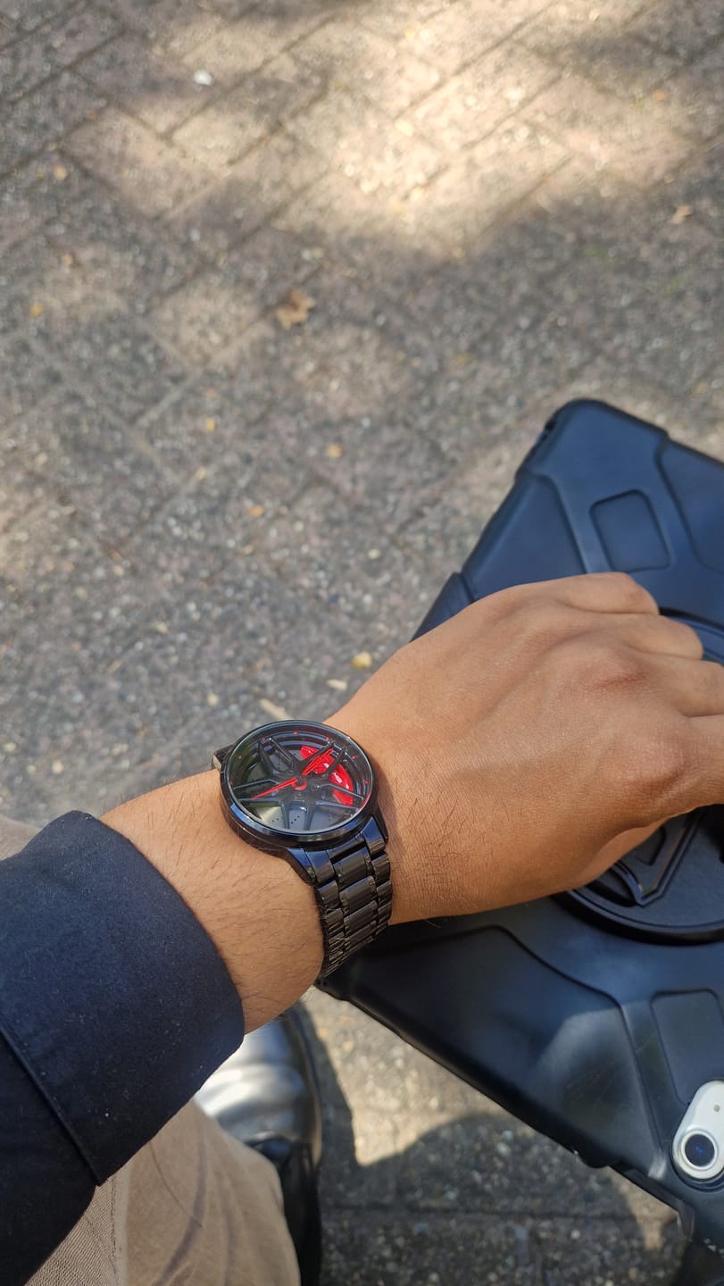 Customer photo review of Petronas E63