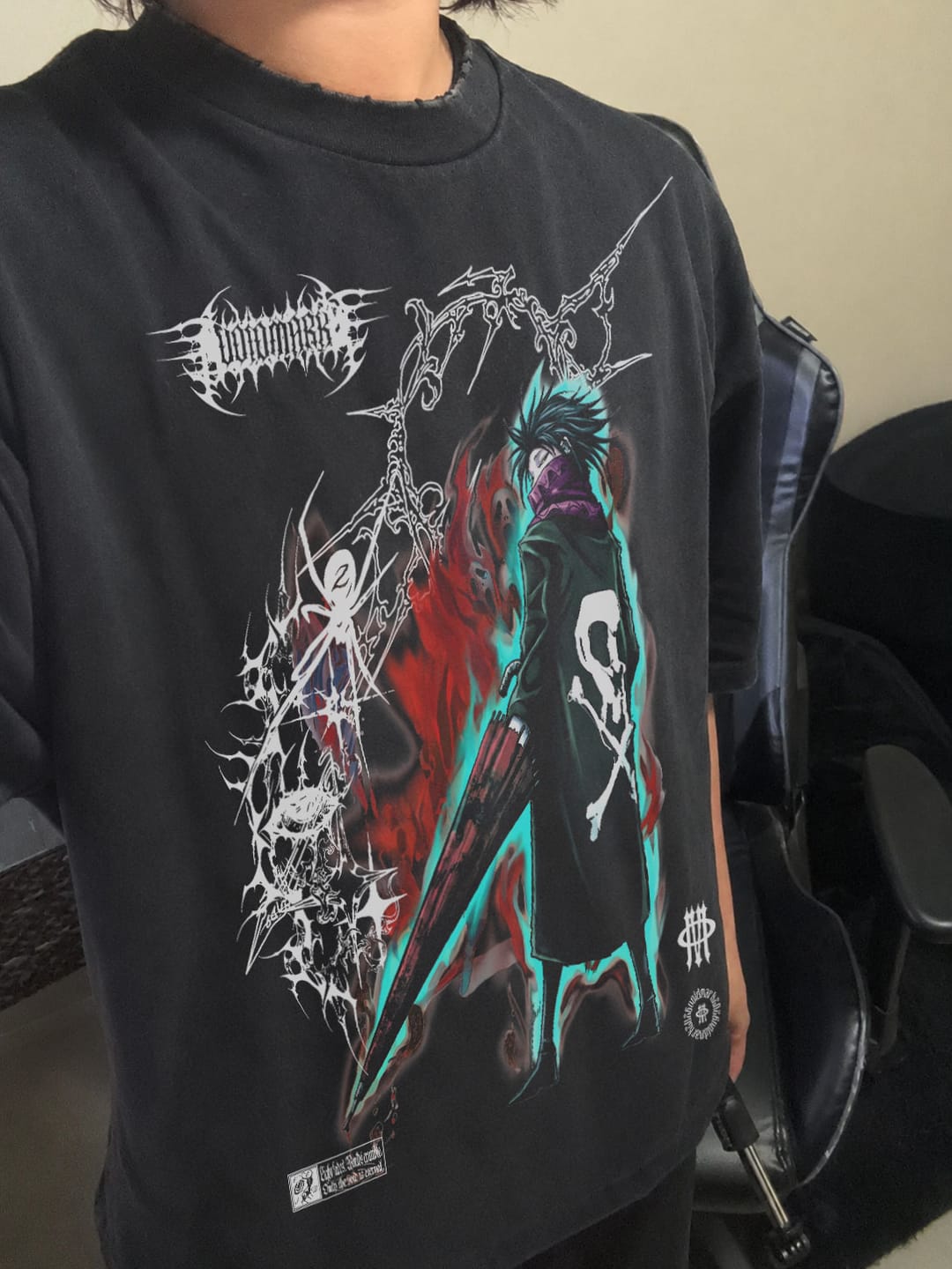 Customer photo review of 'HxH: Feitan' Oversized T-shirt