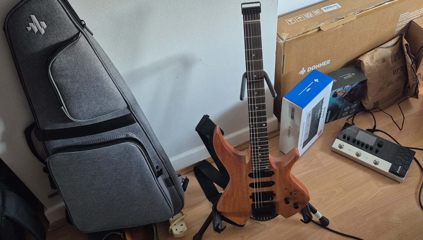 Customer photo review of Donner Arena 2000 Pedal multiefecto