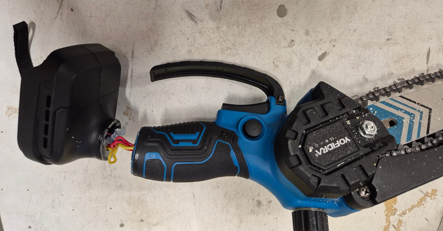 Customer photo review of YOFIDRA 8" Brushless Chainsaw + 32mm Pruner Set, Telescoping Pole