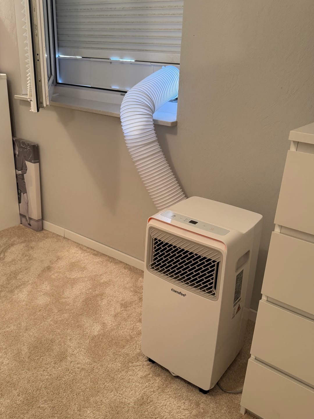 Customer photo review of Mobile Klimaanlage 9000 BTU – Comfee CPPHA-09CRN7-L | 3-in-1: Kühlen, Entfeuchten, Ventilieren | Für Räume bis 33 m² (MPPH-09CRN7 - Nachfolger)