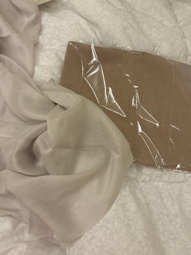 Customer photo review of Premium Modal Small Size Hijab