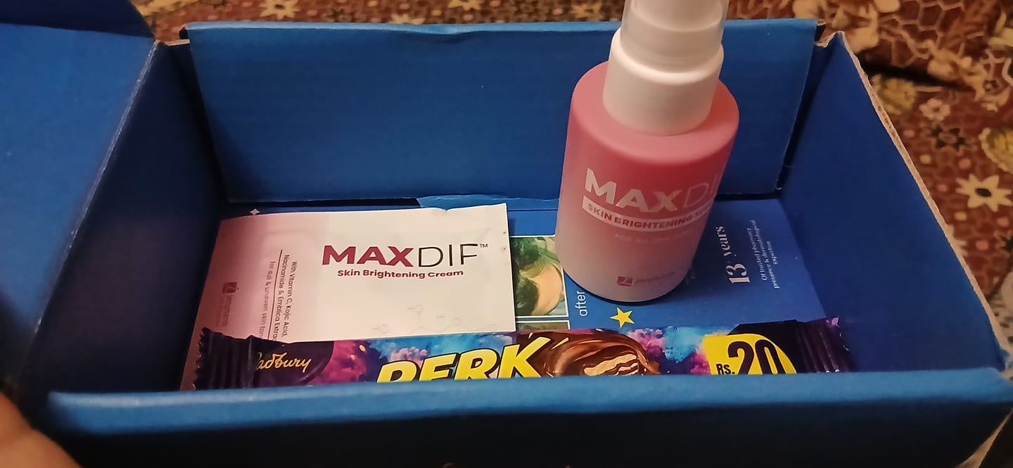 Customer photo review of MandelAC Cream