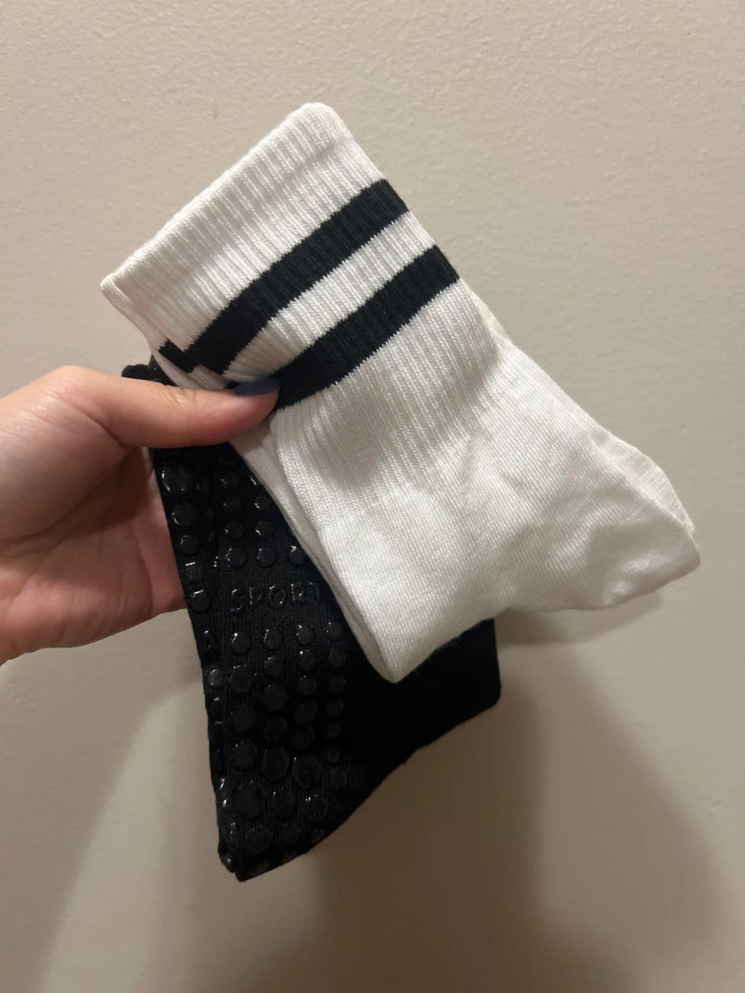 Customer photo review of Pack 6 Pares Calcetines Yoga Pilates Antideslizante Fitness