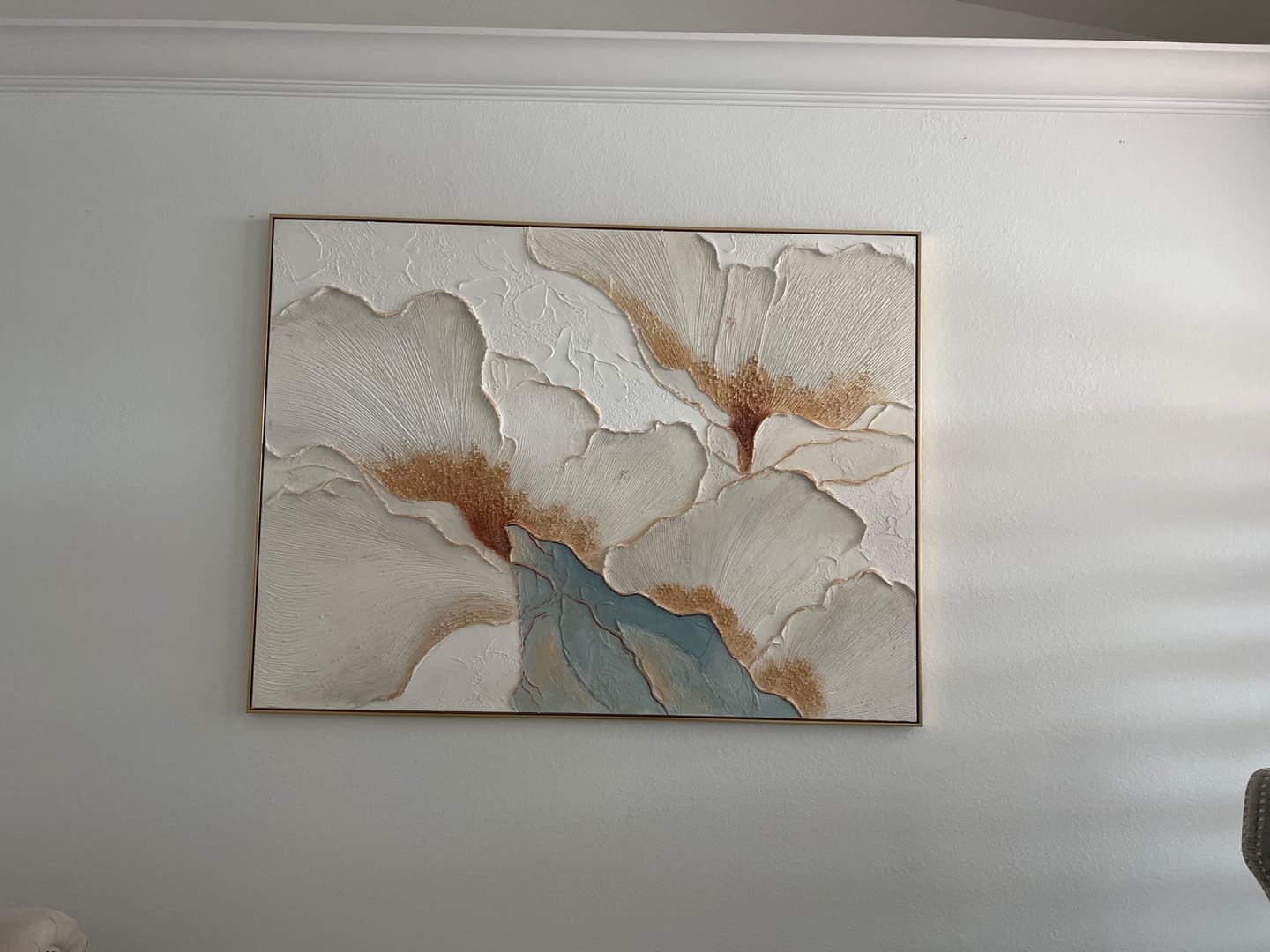 Customer photo review of 3D Sculptural White Floral Wall Art  -LX#0249