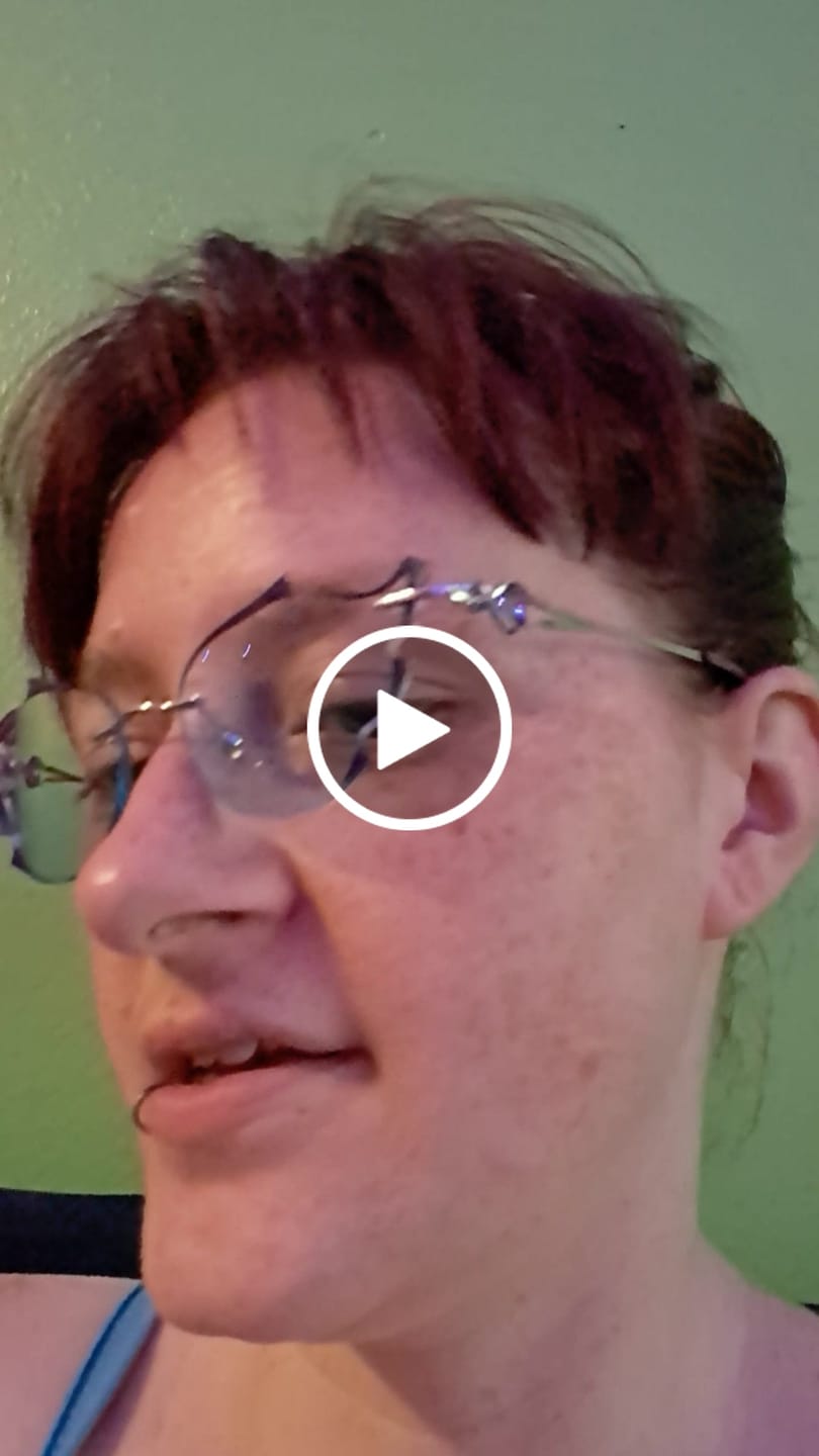 Customer video review of Flare Eyeglasses