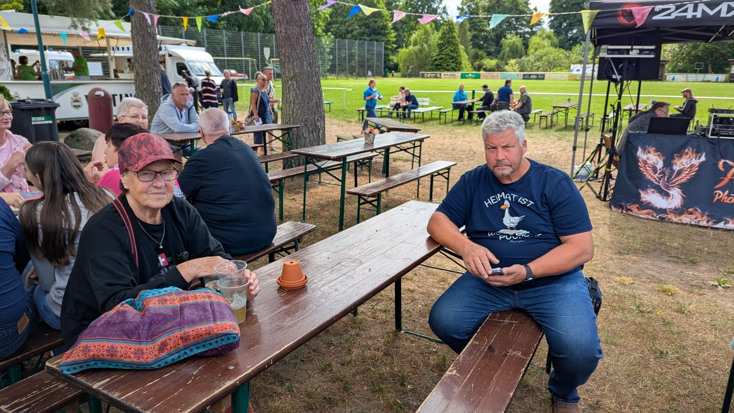 Customer photo review of Heimat ist wo die Möwe Pupt · Herren Premium Bio T-Shirt