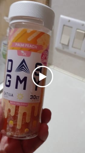 Customer photo review of DELTA 9 GUMMIES - 30CT White Straw Nana 810mg (15mg ea.) – SATIVA