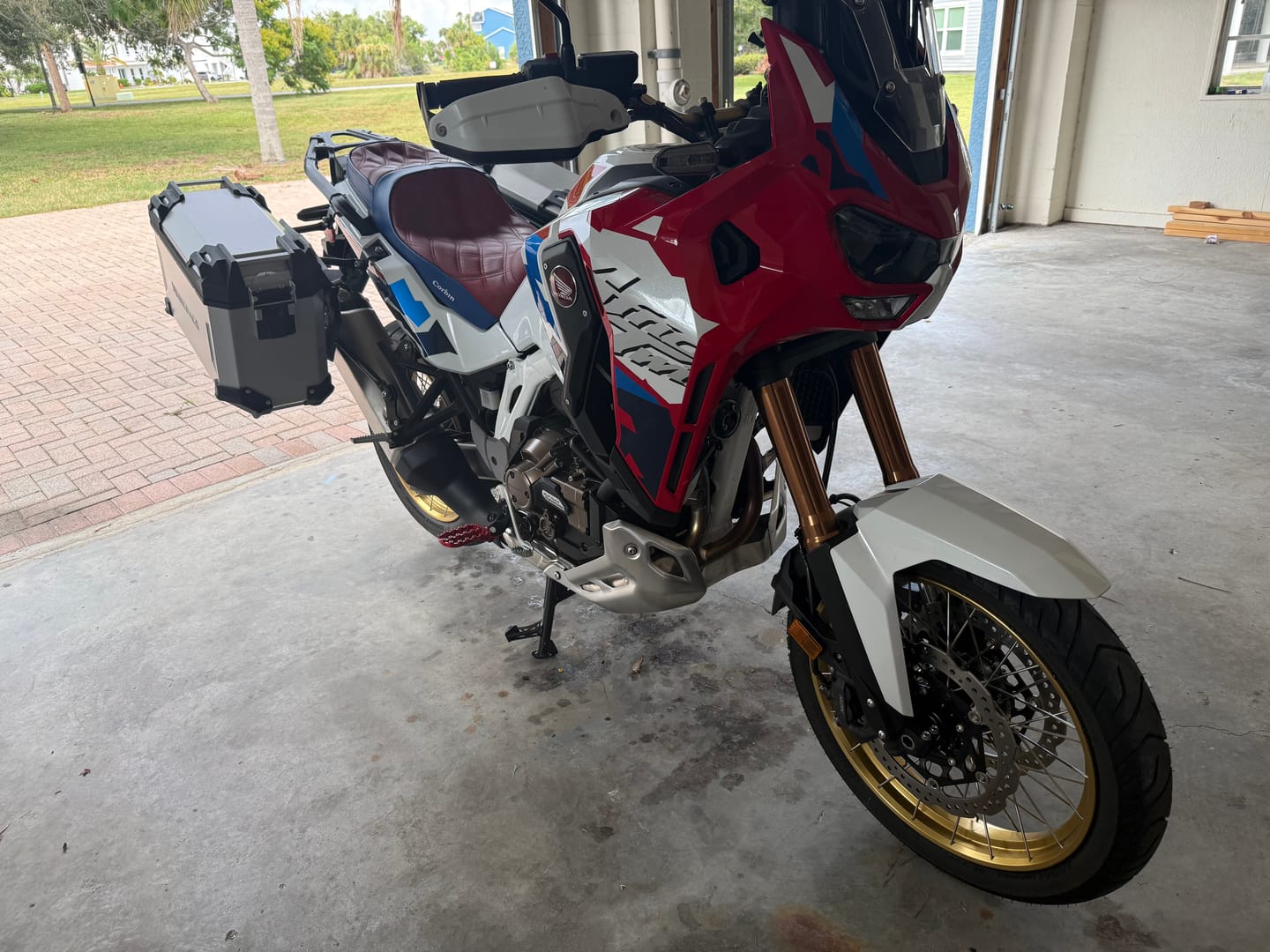 Customer photo review of 45L - Apex XL Honda CRF1100L Africa Twin ADV Sports ES Aluminum Side Cases Silver