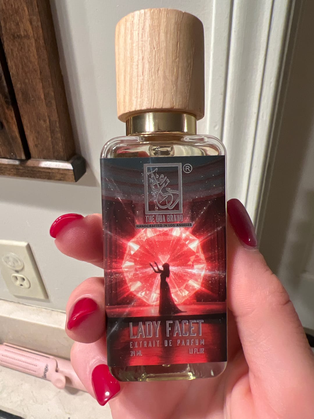 Customer photo review of Lady Facet