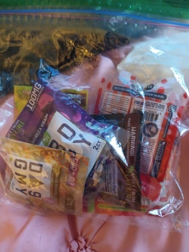 Customer photo review of STARTER PACK  — 24 GUMMIES TO EXPLOR EVERY FEELING