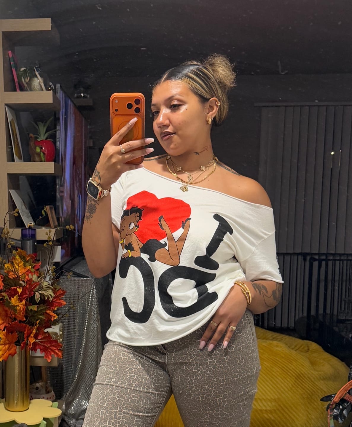 Customer photo review of I <3 DC ONE SHOULDER TOP