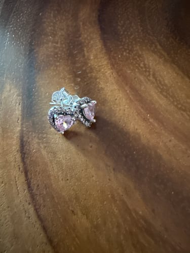 Customer photo review of Aretes Inspirados Corazon Rosa Estilo Pan en Plata Ley .925  Aretes