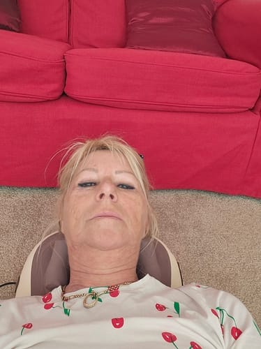 Customer photo review of HizooRelief™ Clinical-Grade Decompression Massager