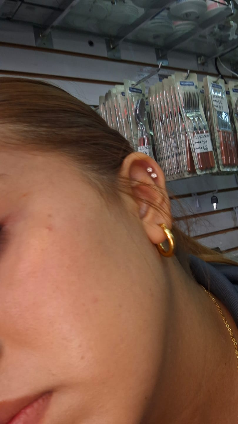 Customer photo review of Aretes Olivia