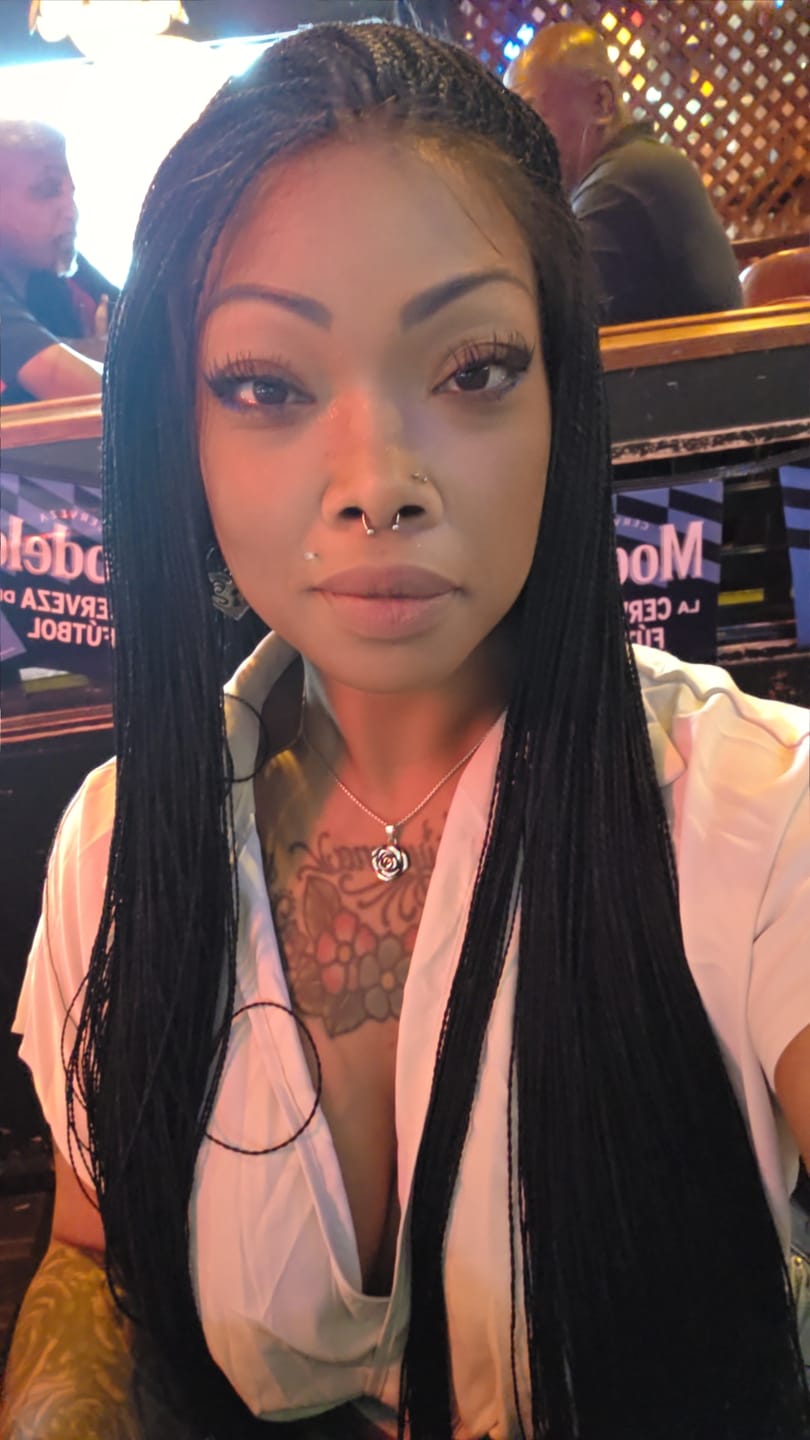 Customer photo review of Mica - 26" & 36" Pre Bleached Swiss HD Full Lace Knotless Micro Senegalese Twist Wig 799 Strands