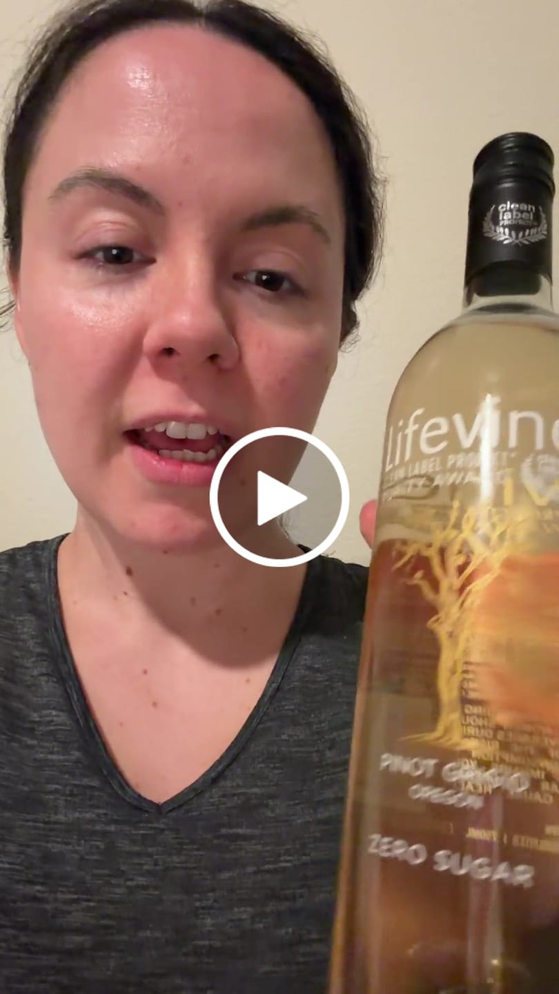 Customer video review of Pinot Grigio