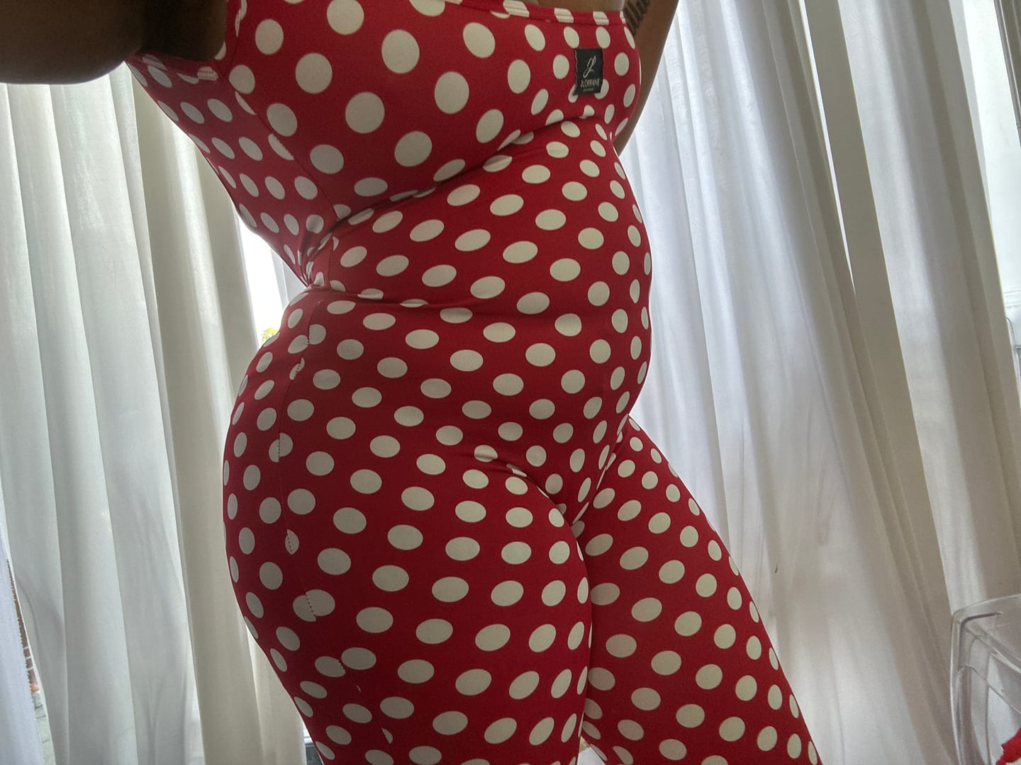 Customer photo review of Snow White Capri