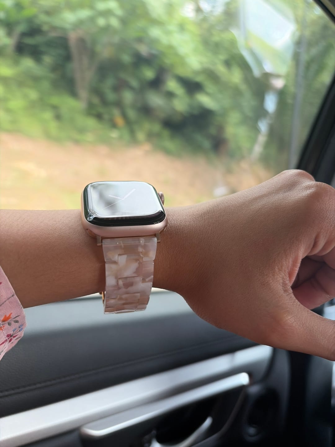Customer photo review of Perla Ceramic Strap