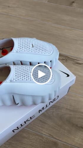 Avis vidéo d'un client sur Nike Mind 001 - Light Smoke Grey