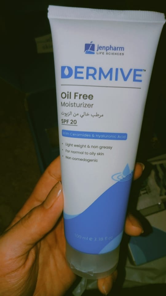 Customer photo review of Dermive Oil-Free Fragrance Free Moisturizer