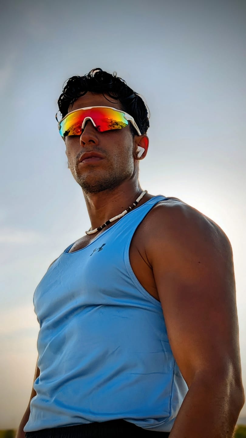 Customer photo review of V1 Running Shades