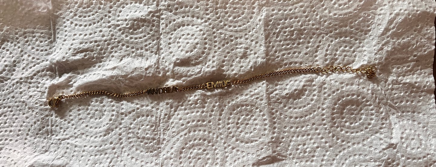 Customer photo review of Pulsera personalizada con nombre