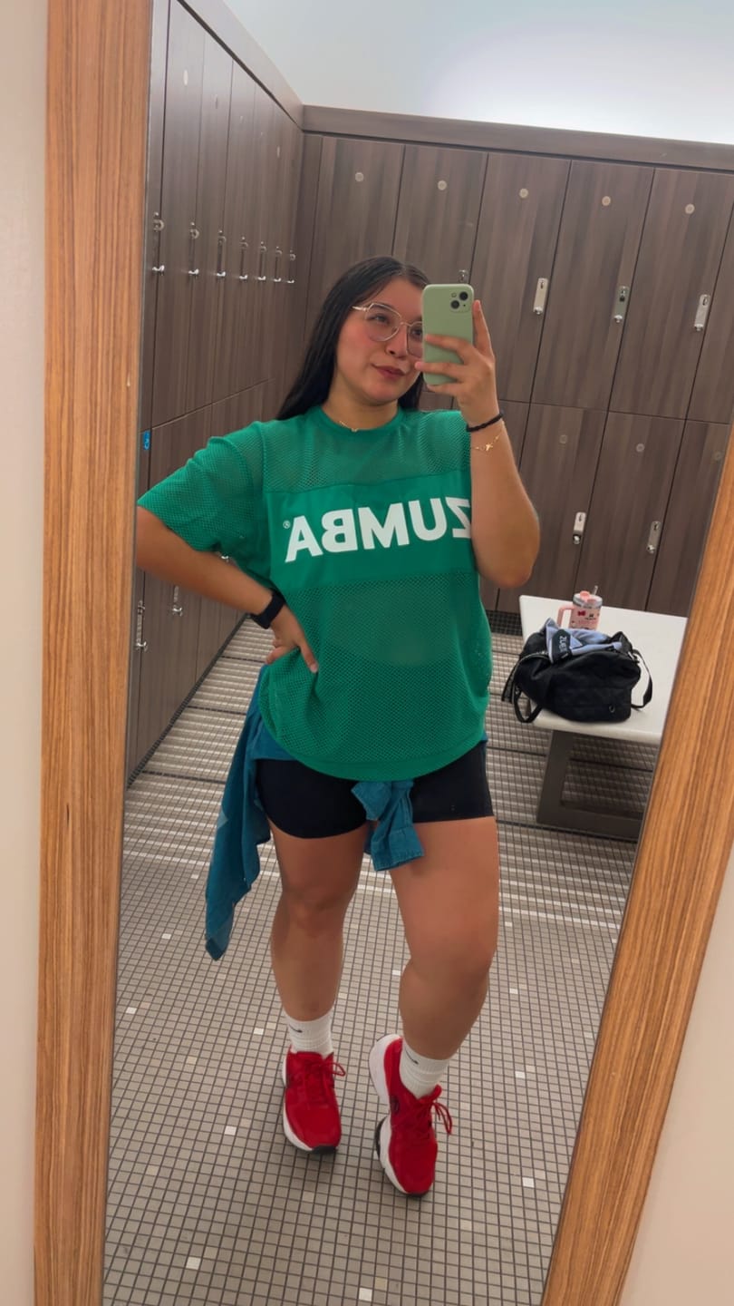 Customer photo review of Color Spree Boxy Mesh Top