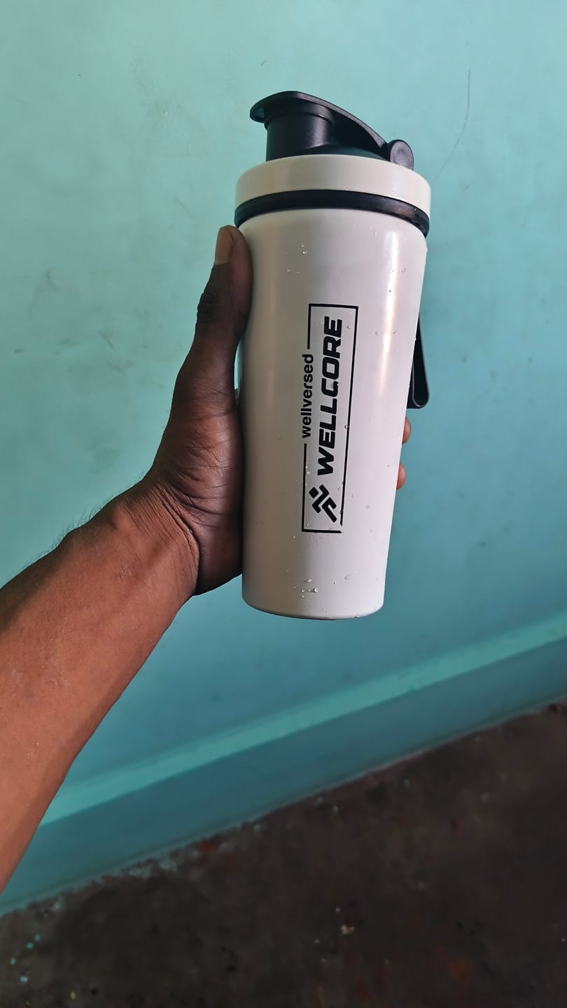 Customer photo review of Wellcore - Micronised Creatine Monohydrate (83 Servings, Fruit Fusion) + Premium Steel Shaker