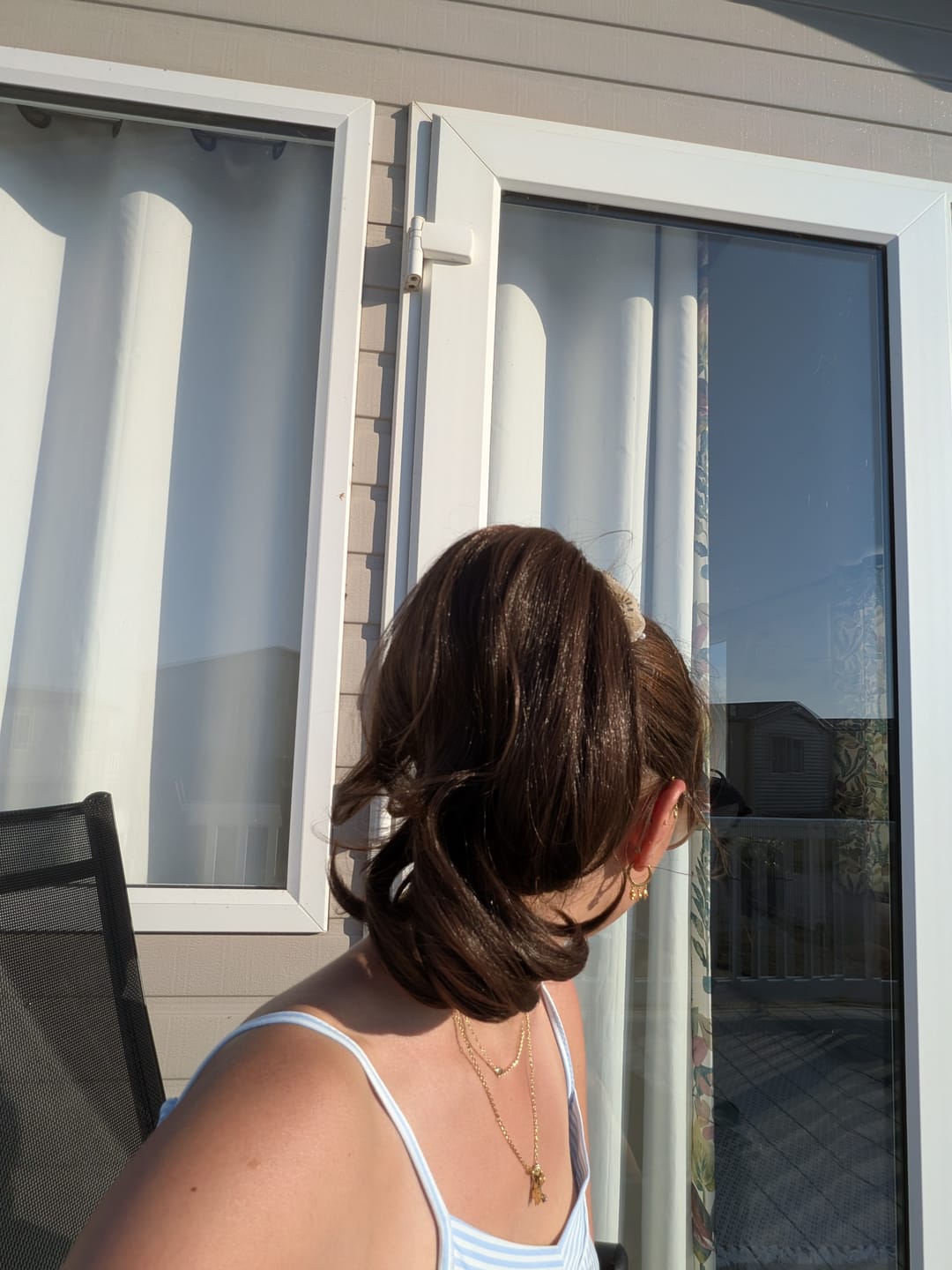 Customer photo review of 12" Blowout Ponytail #6 (Daylilies)