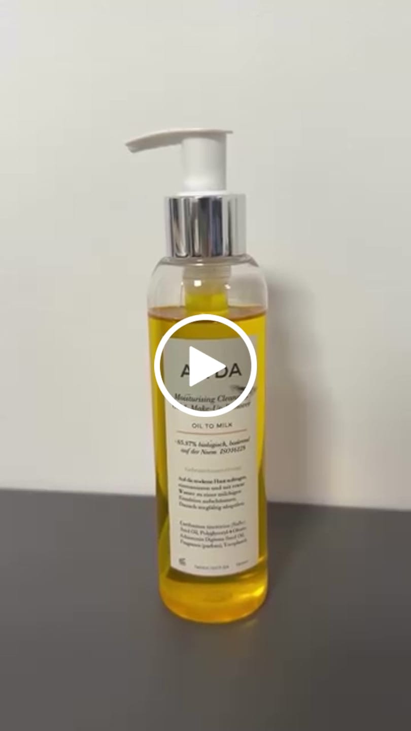 Customer video review of Cleansing Oil & Make-Up Remover